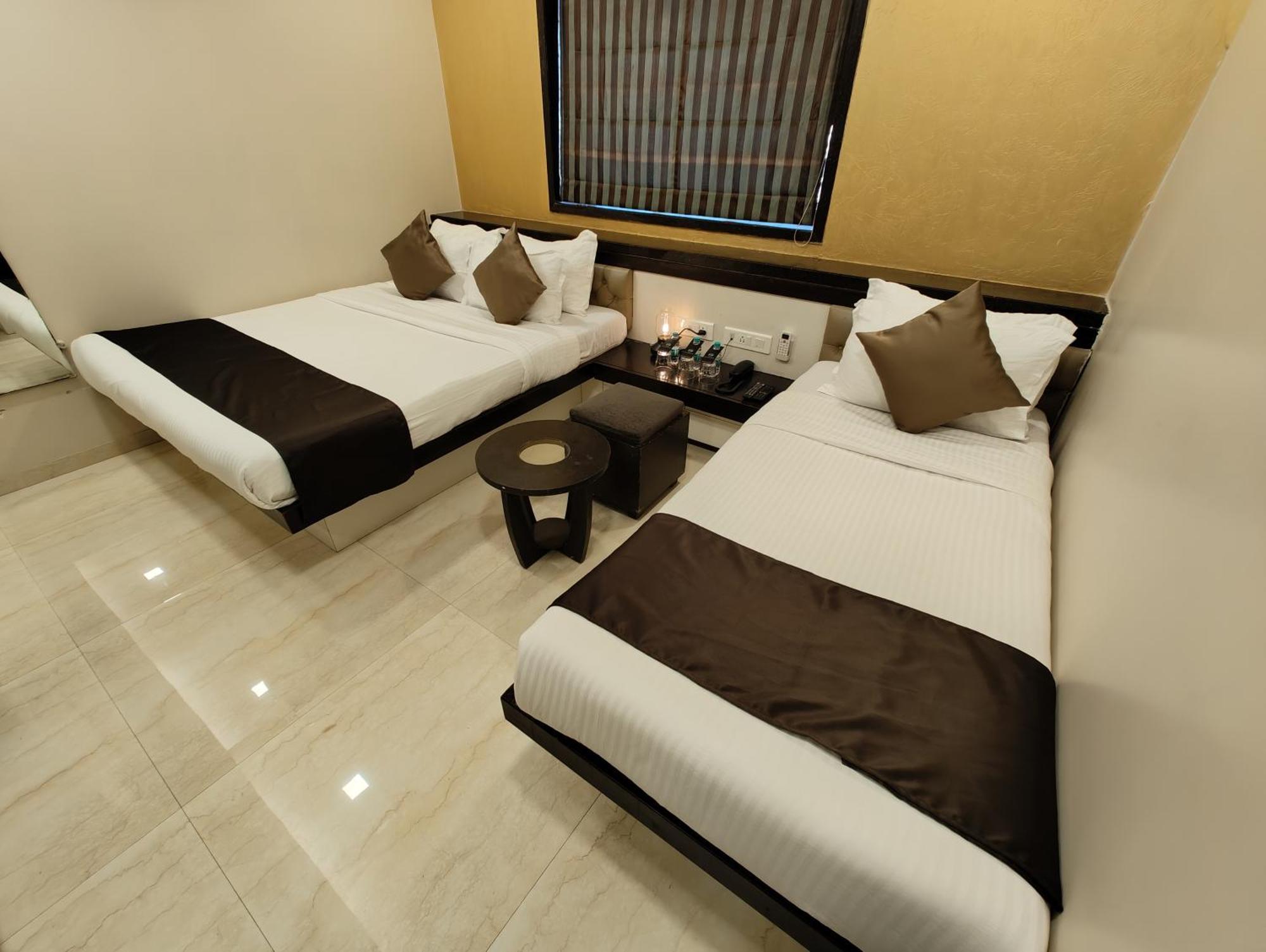 The Majlis Hotel - Colaba Bombaj Exteriér fotografie
